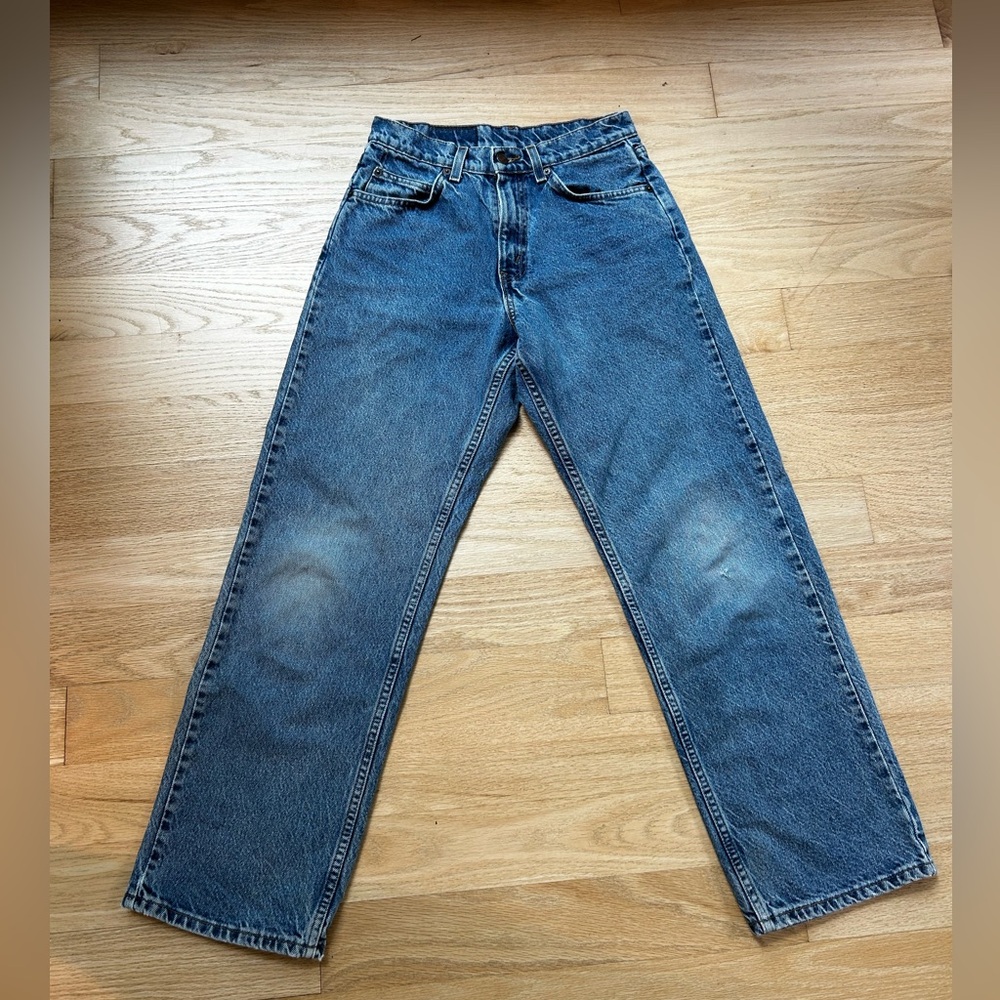 Women’s Levi’s vintage medium dark wash straight leg jeans